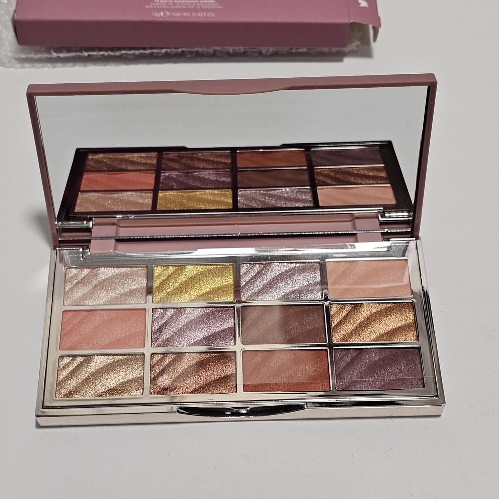 NEW Ciate London The Velvet Palette